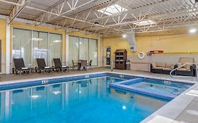 Comfort Inn And Suites Triadelphia Wv 3*